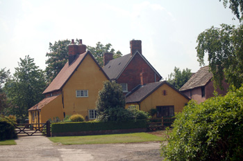 Brook Farmhouse from the side May 2008